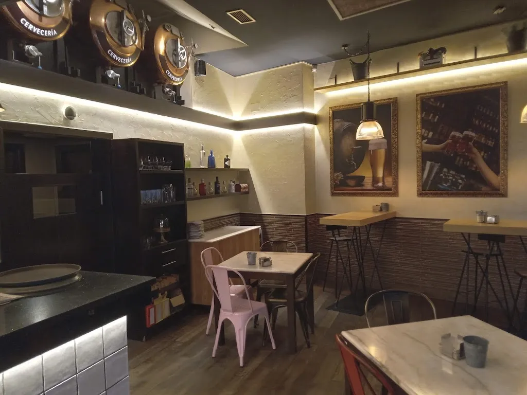 Martin McCullough_Cervecería O Refuxio_Silleda_review