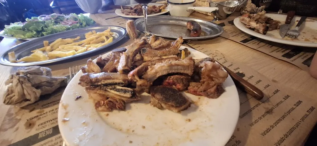 Adrian Pombo_Parrillada FONTE valenciaga_Silleda_review