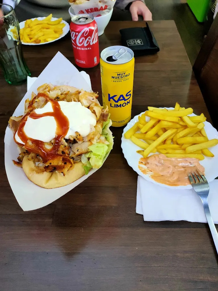 Madina Doner Kebab restaurant in Silleda