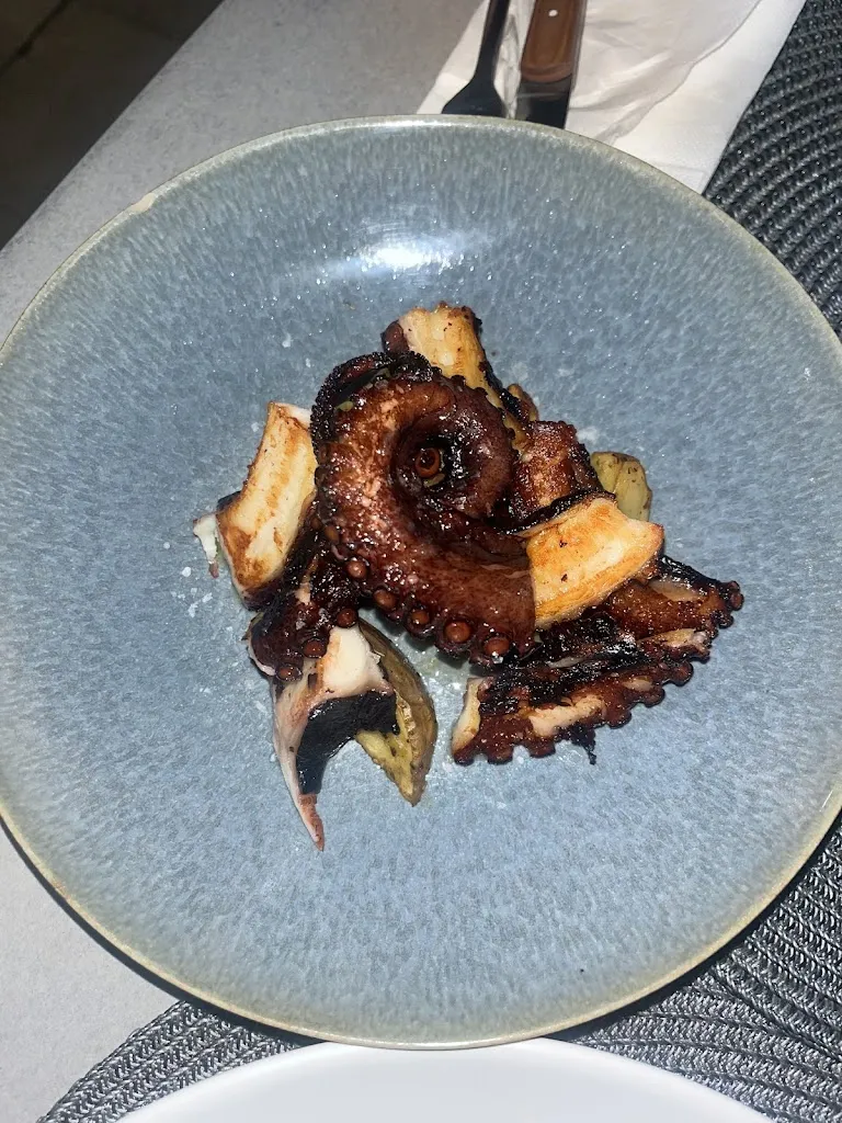 Estrella Abad Setien_Restaurante Parrillada Terra Mollada_Silleda_review