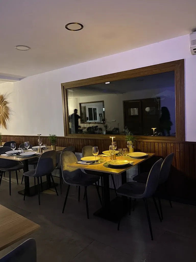 Noa Pol Mera_Restaurante Parrillada Terra Mollada_Silleda_review