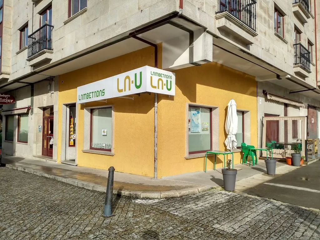 Lambetadas LA-U restaurant in Silleda