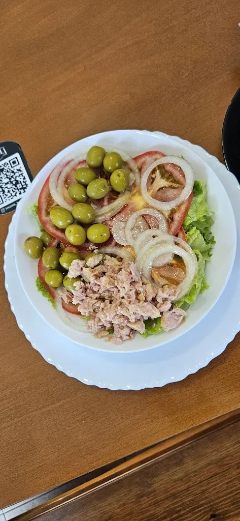 Elina Dlohi_Bar Trecola_Silleda_review