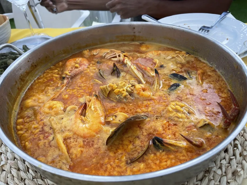 Viktoriya Peries_A casa do muelle_Soutomaior_review