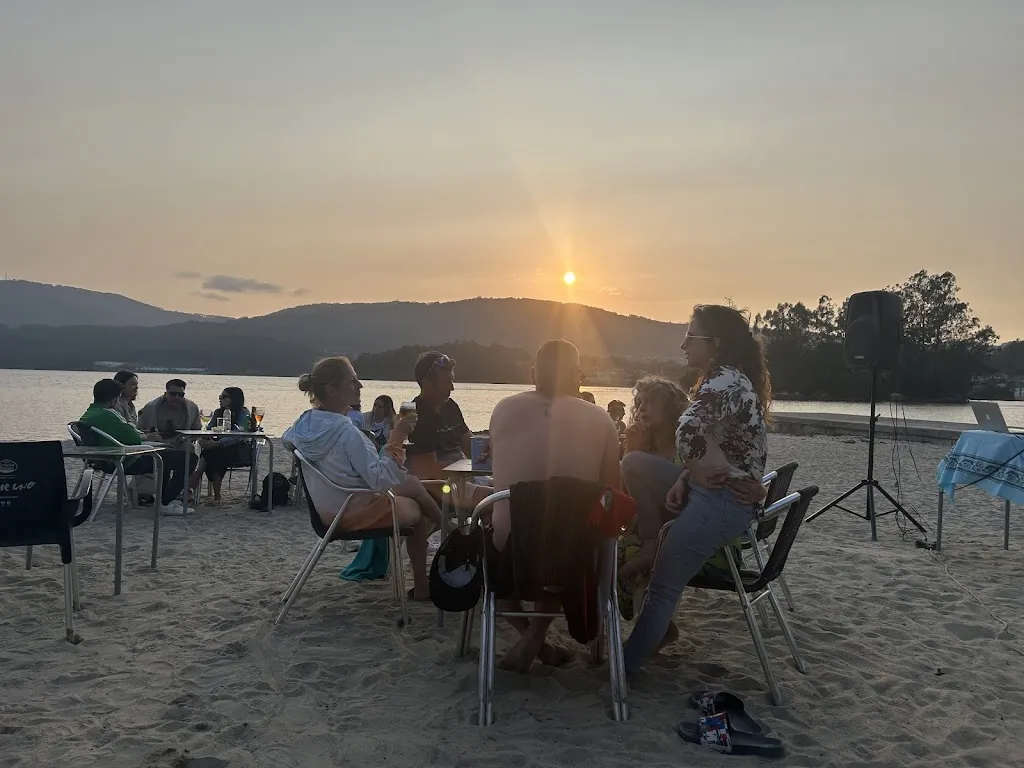 Humberto Fernandez_O Chiringo de Ro_Soutomaior_review