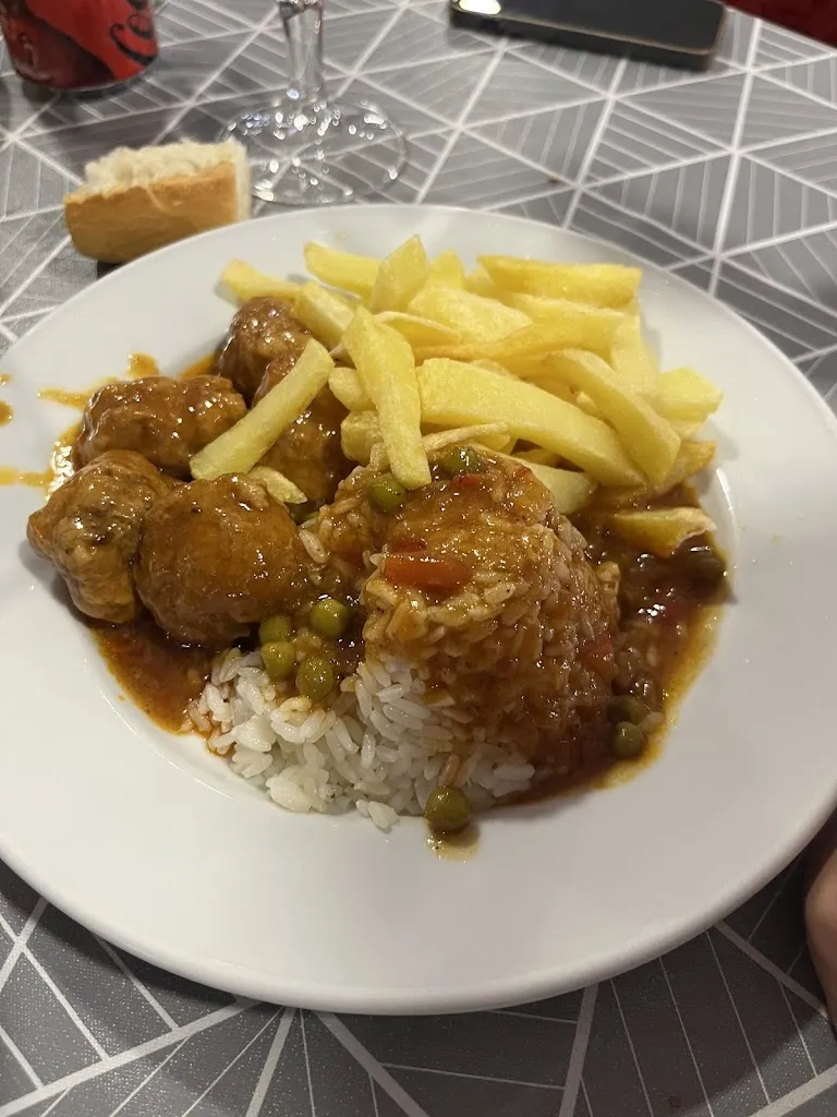 Lupe Martín Paniagua_Restaurante Casas_Soutomaior_review