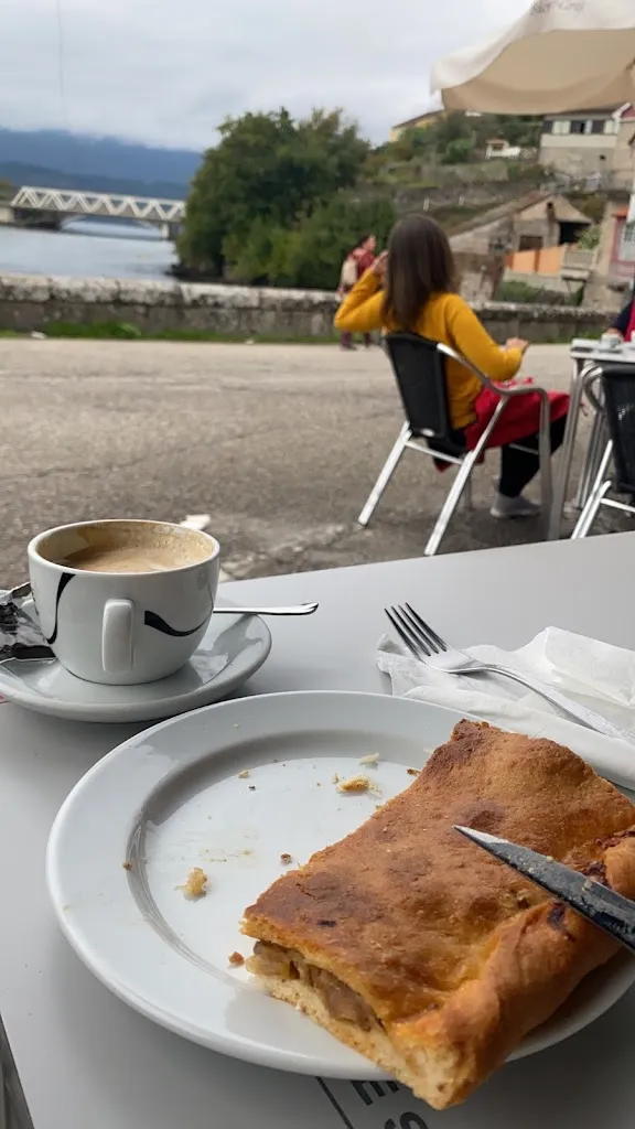 Sullivan Freed_A Romana_Soutomaior_review