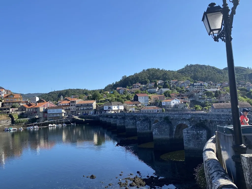 Tristan Talvi_A Romana_Soutomaior_review