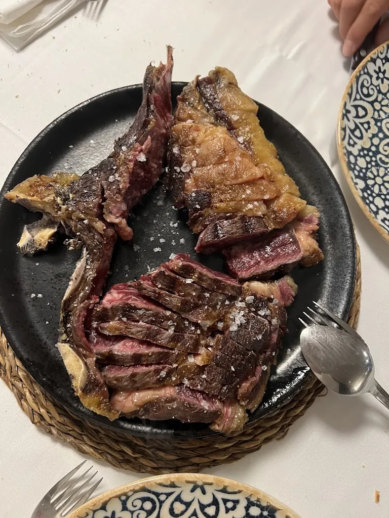 Clara Acuña Chapela_Restaurante O Cañoto Asador_Vilaboa_review