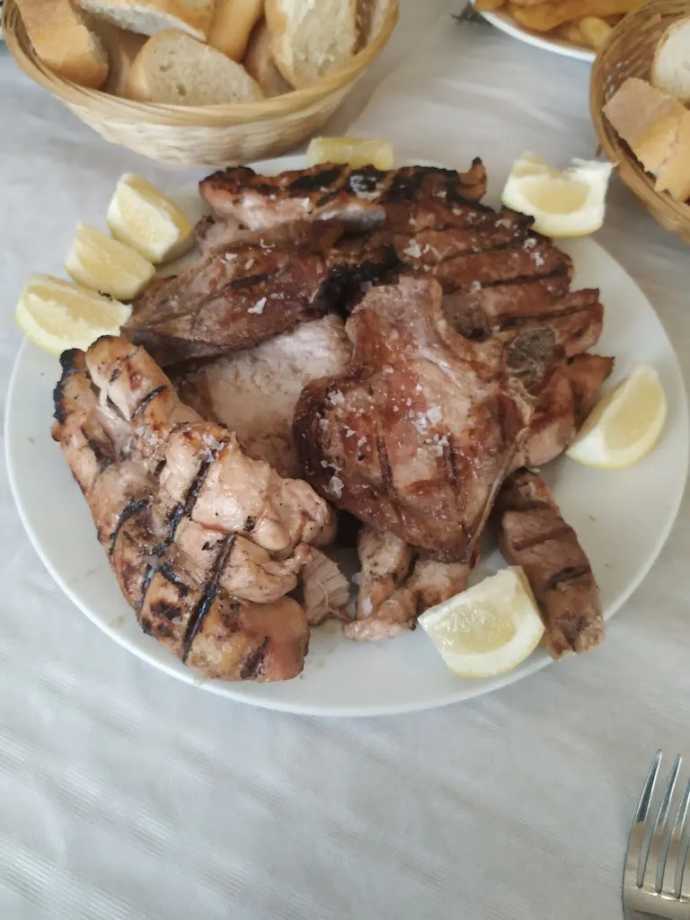 Menu_Hostal restaurante Amanecer_Albánchez_image_3