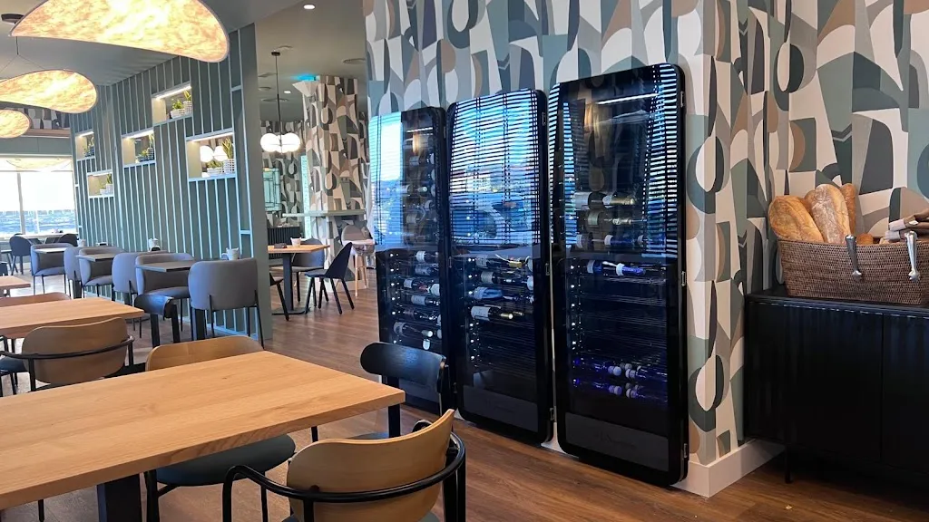 Bar Restaurante Faro Da Lúa restaurant in Vilanova de Arousa