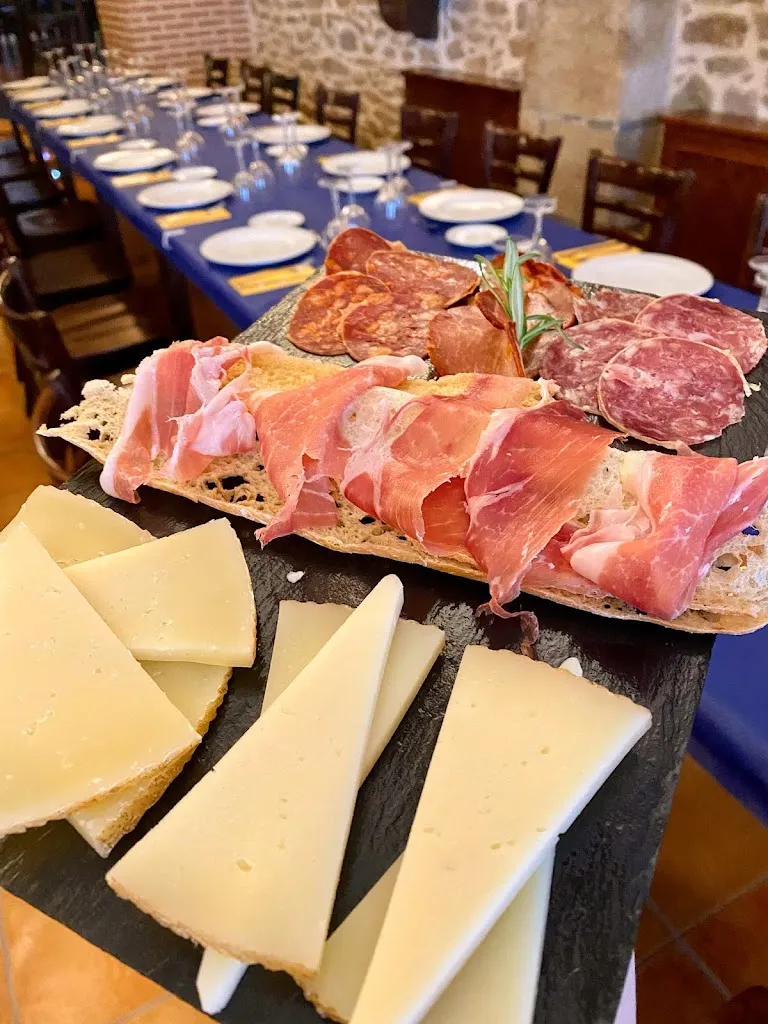 Restaurante El Rincón Charro_Ahigal de los Aceiteros_slider_image_2