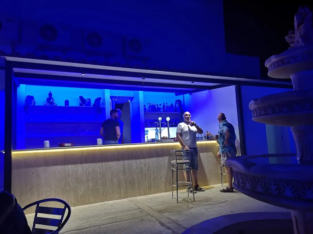 Bar El Puente restaurant in Albánchez