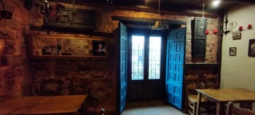 El Rincón de la Aspillera restaurant in Alaraz