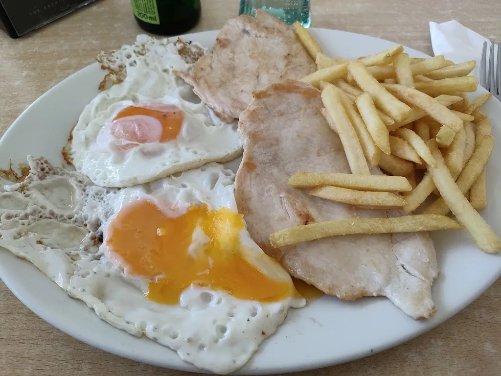 Menu_Cafetería Puerto Charro_Aldeanueva de Figueroa_image_3
