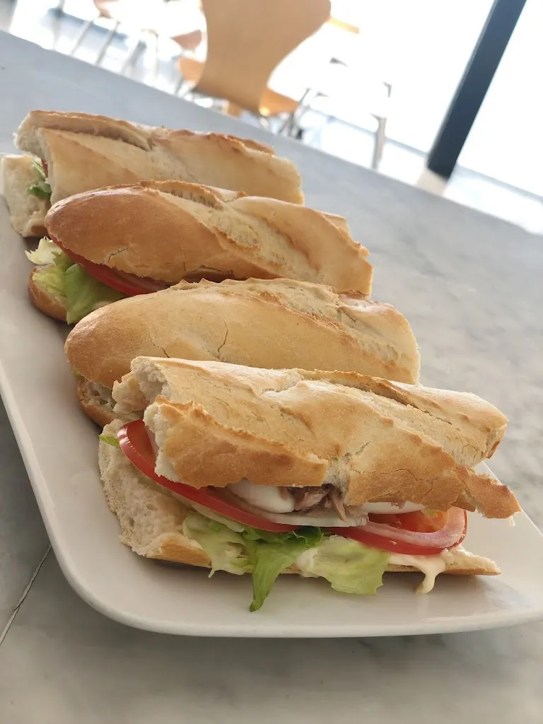 Menu_Cafetería Puerto Charro_Aldeanueva de Figueroa_image_6