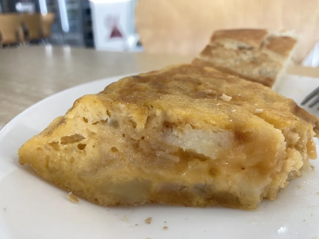 Marta_Cafetería Puerto Charro_Aldeanueva de Figueroa_review