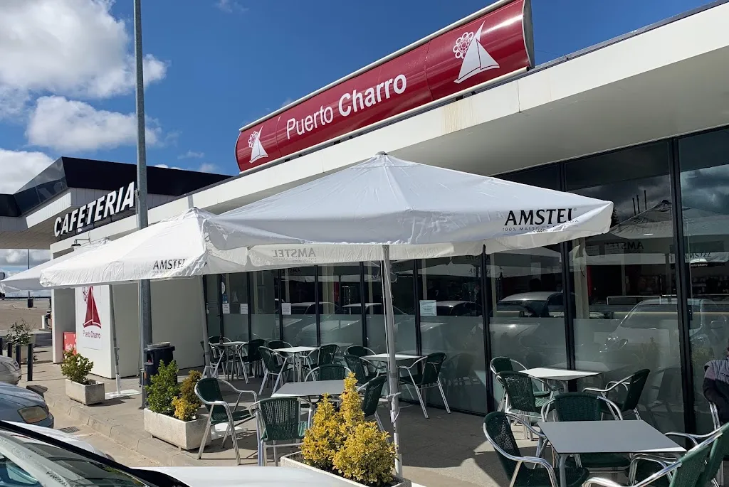 Cafetería Puerto Charro restaurant in Aldeanueva de Figueroa