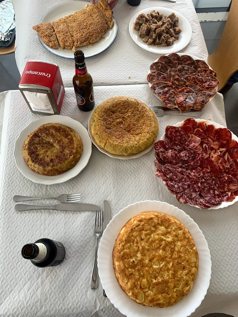 Cafetería Puerto Charro_Aldeanueva de Figueroa_slider_image_2