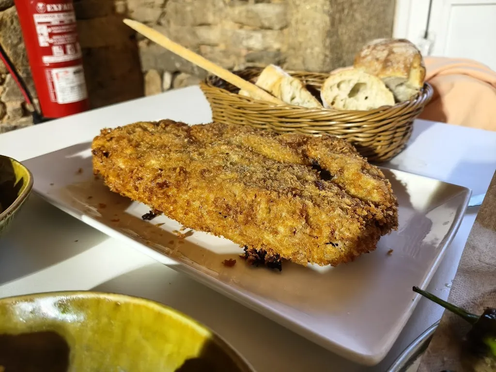 Borja Costa Rojo_Restaurante Furancho Irmandiño_Cabana de Bergantiños_review