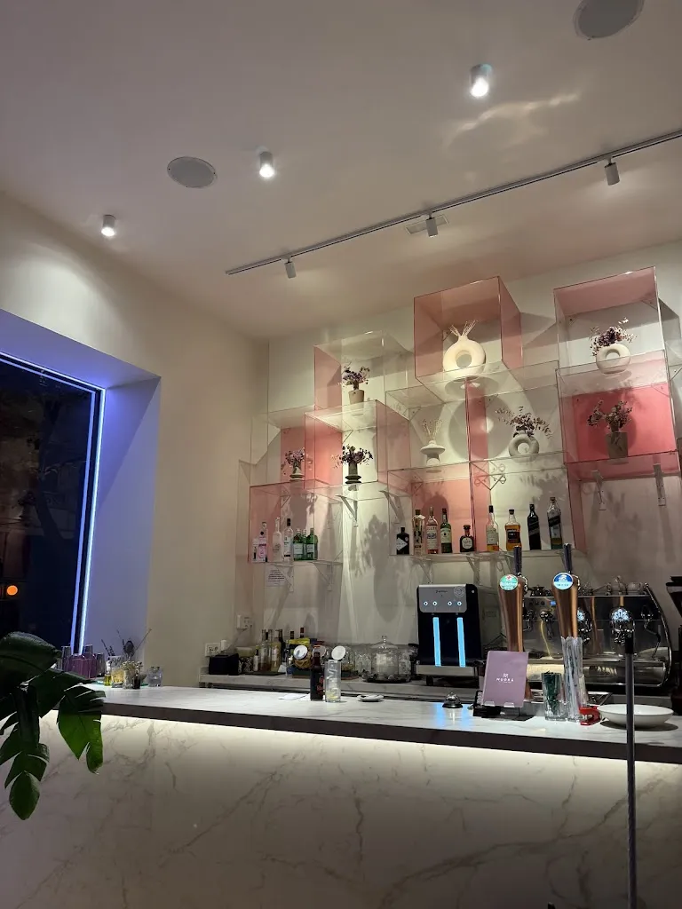 Mudrá Plant Based Food | Healthy Food Madrid_Adra_slider_image_3