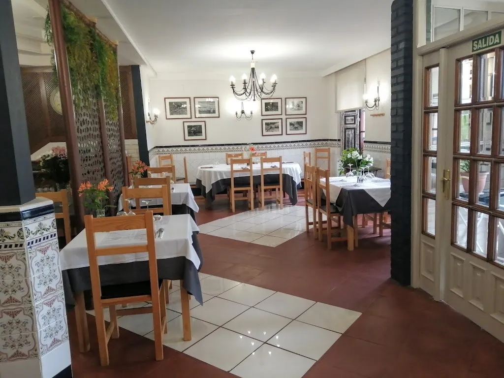 Restaurante Casa Lucy_Aldealengua_slider_image_3