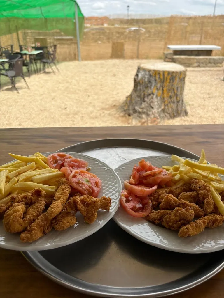 Chiringuito la Cigüeña_Aldearrubia_slider_image_3