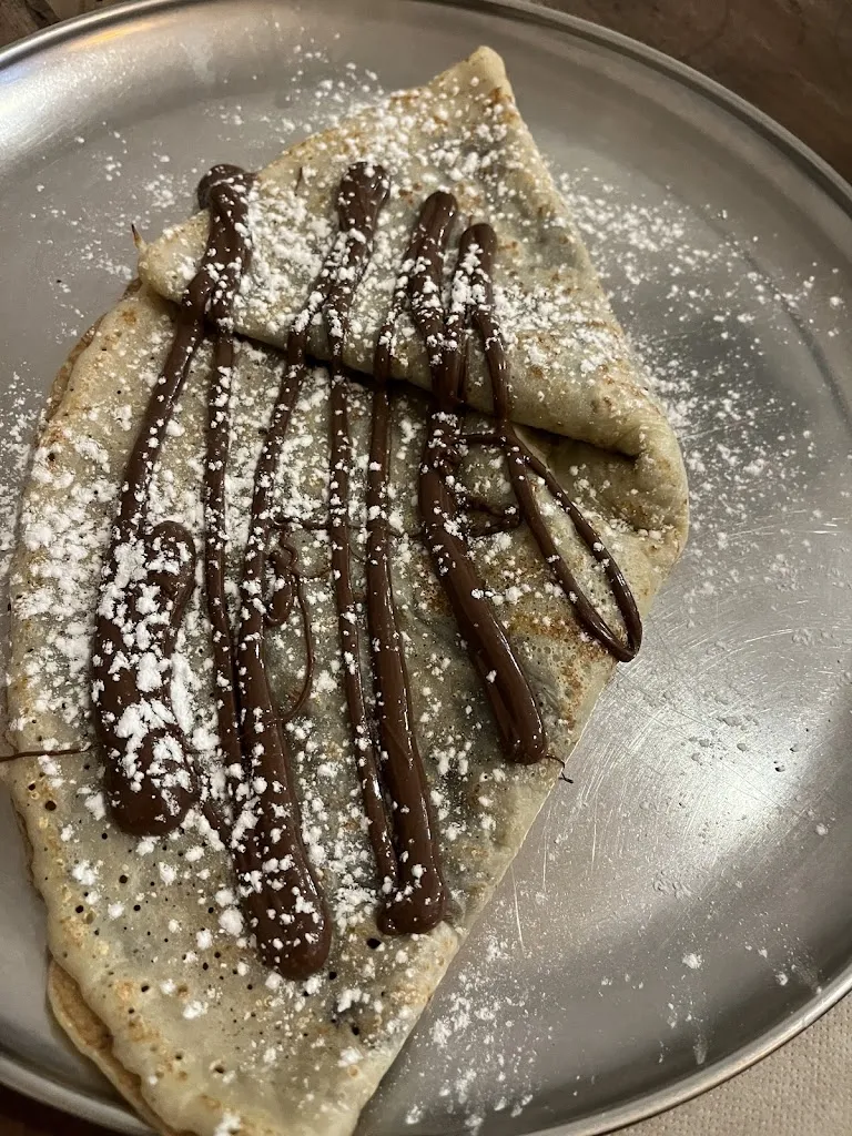 Amna hani safar_Crêperie La Rue_Adra_review