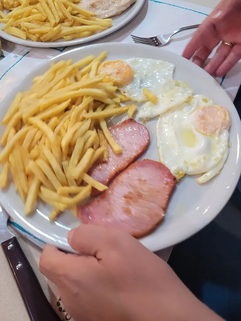 jose antonio martin_Bar Victrilis Pub_Aldeadávila de la Ribera_review