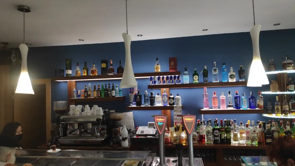 Café bar Central_Aldeadávila de la Ribera_slider_image_3