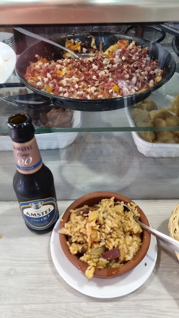 Edwin F._Bar Mati_Aldeatejada_review