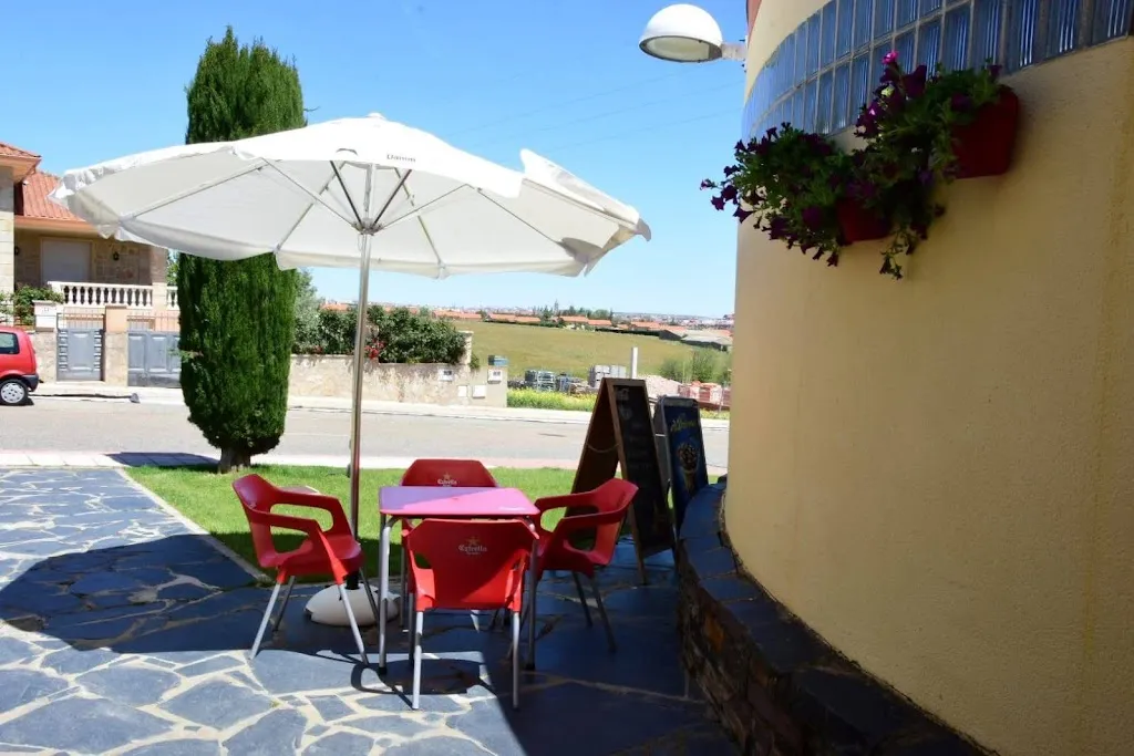 Bar El Soto_Aldeatejada_slider_image_1