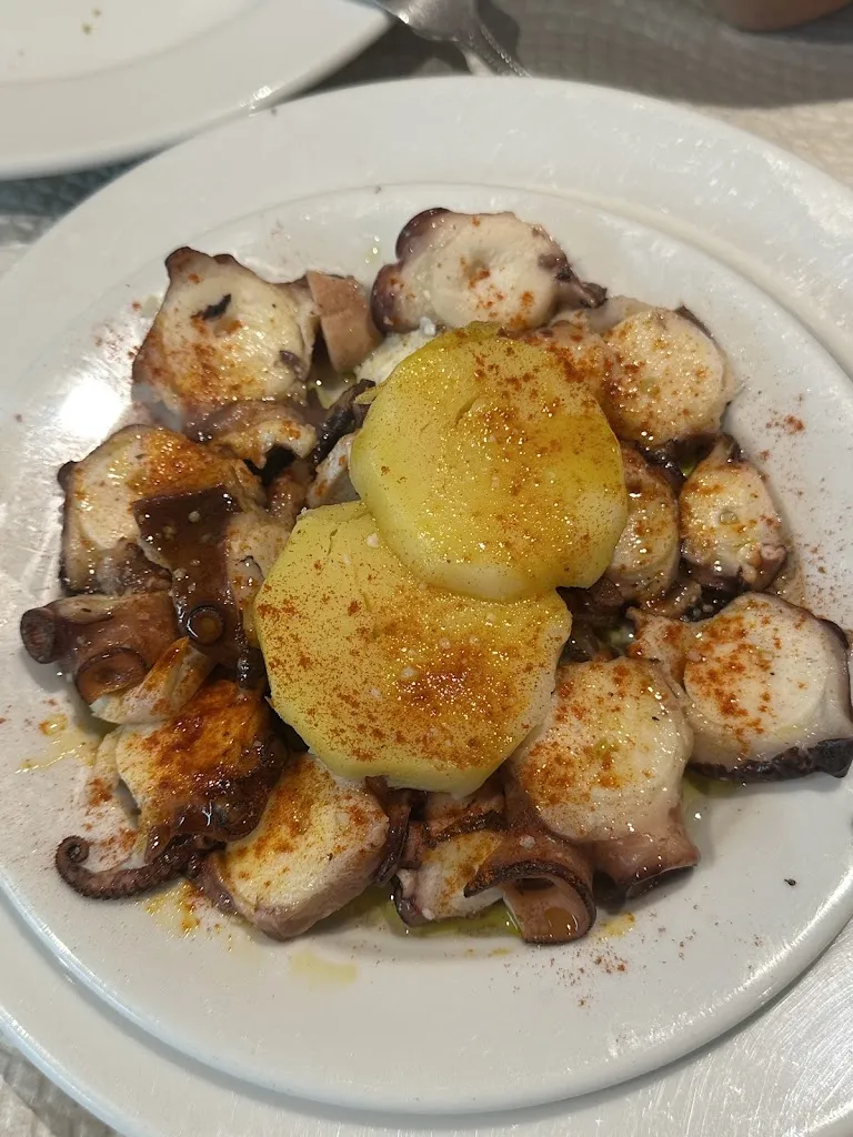 Iva Nachkova_Restaurante O Porton_Vigo_review