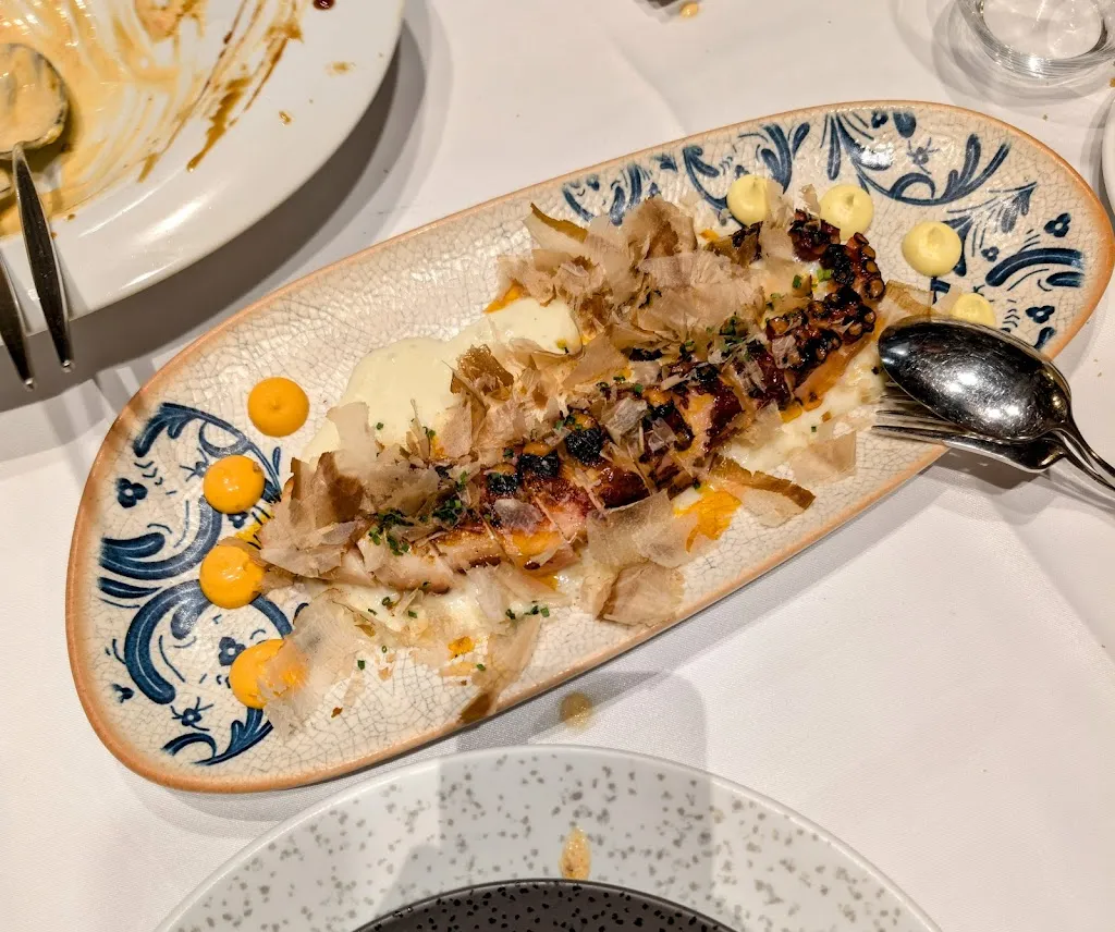 Gabriel Gil Graña_Zebu_Vigo_review