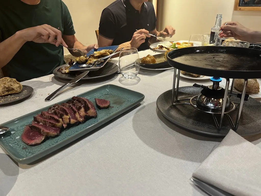 Viktória Jákli_Zebu_Vigo_review