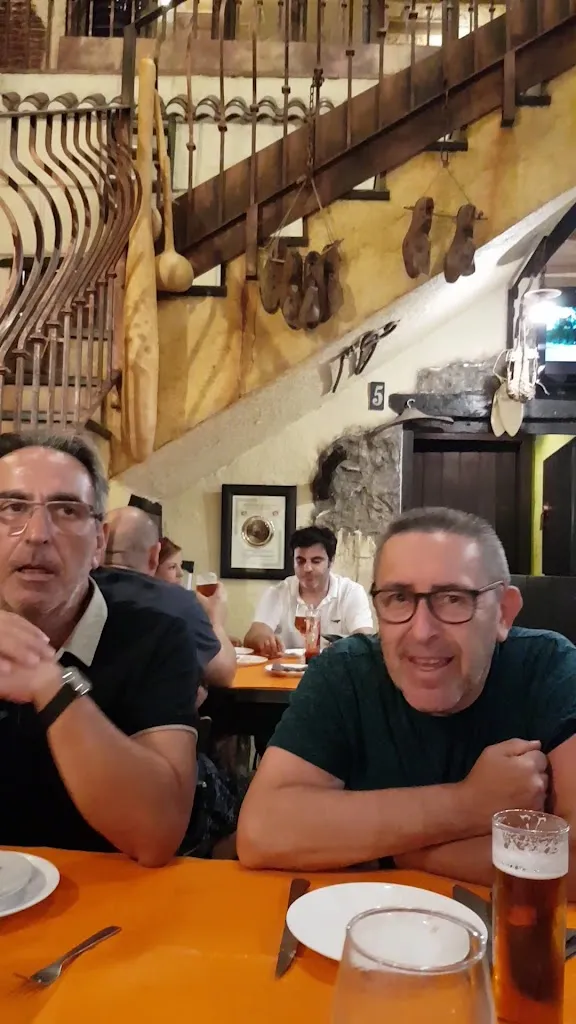 Taberna La Granja Rock_Adra_slider_image_2