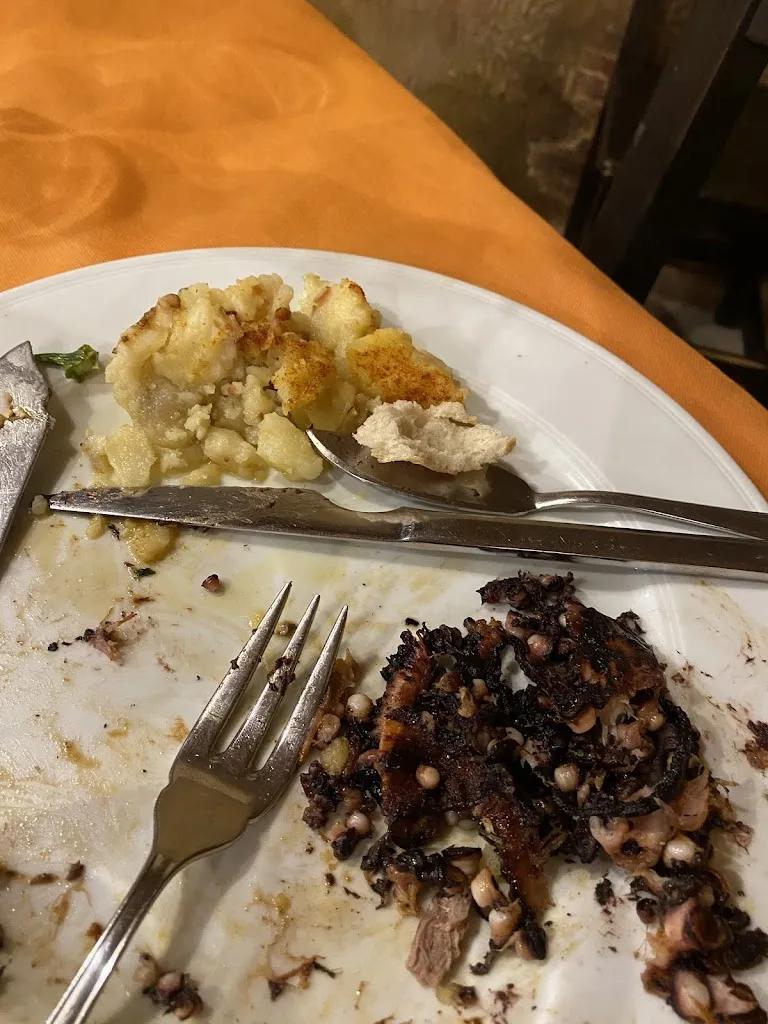 Taberna La Granja Rock_Adra_slider_image_3