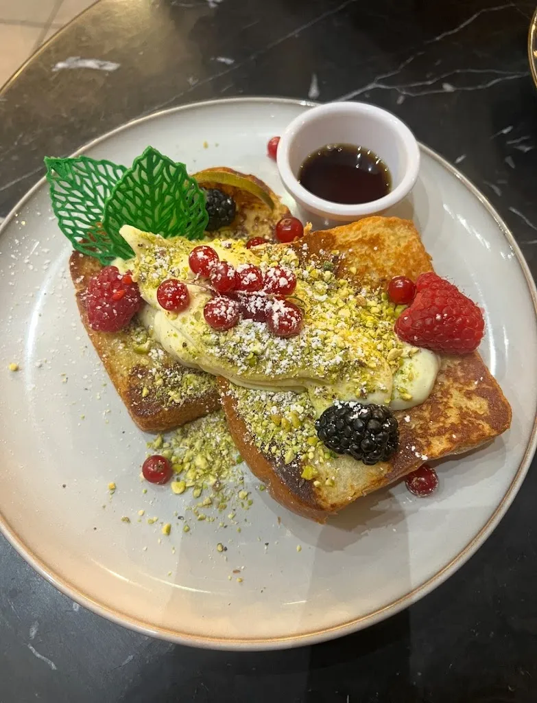 Nayla Hasna_La Cultural Brunch Vigo_Vigo_review