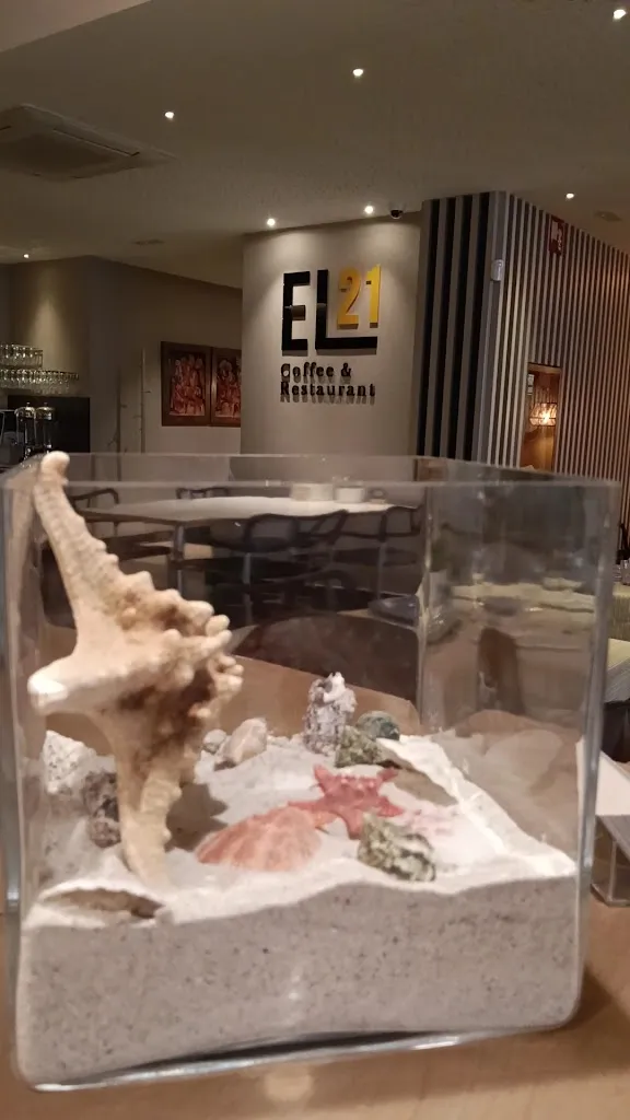 EL 21 coffee & restaurant_Vigo_slider_image_2