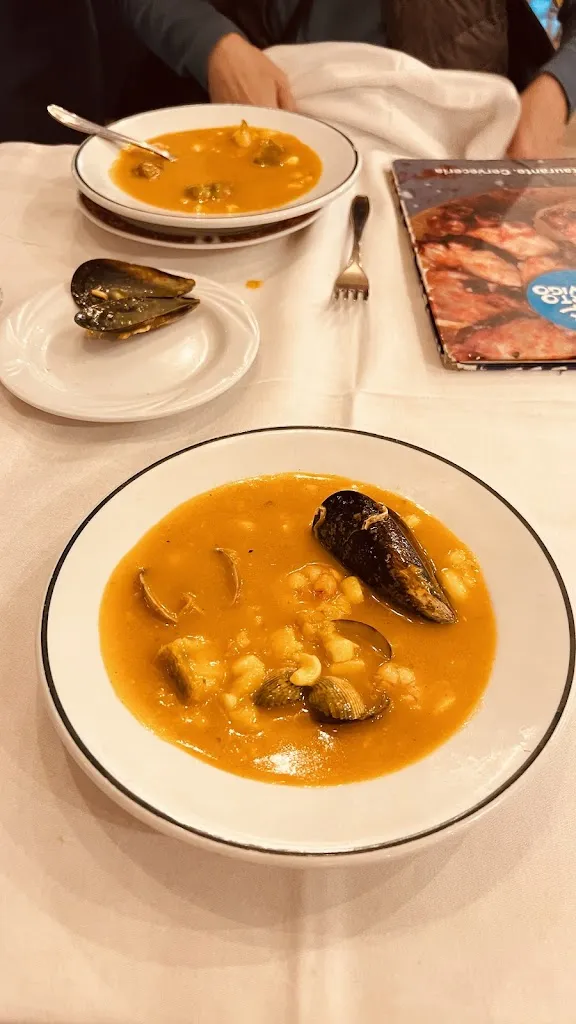 R J_Nuevo Puerto de Vigo_Vigo_recensione