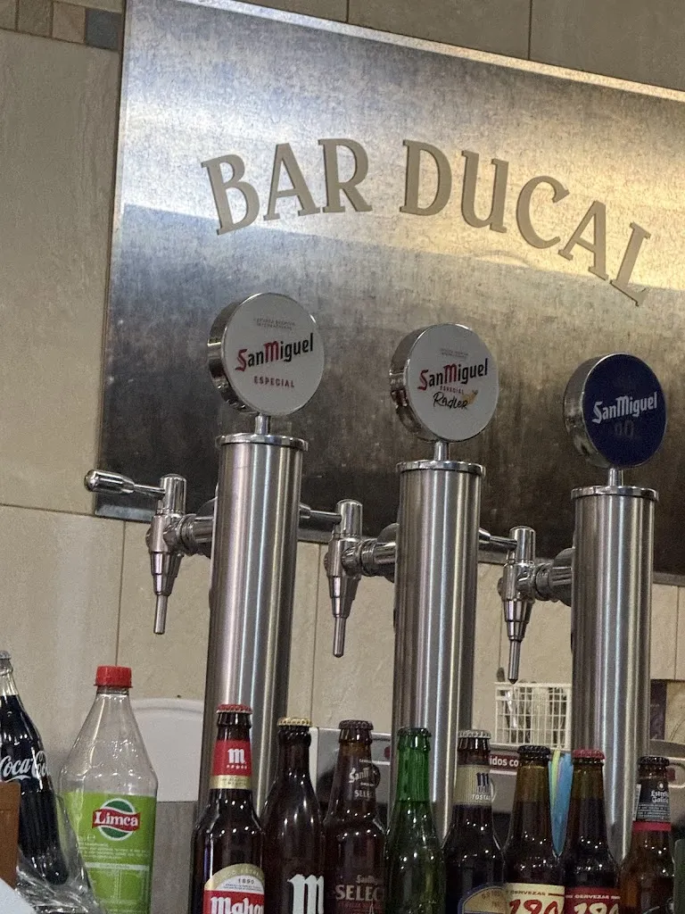 Ducal restaurant in Anaya de Alba