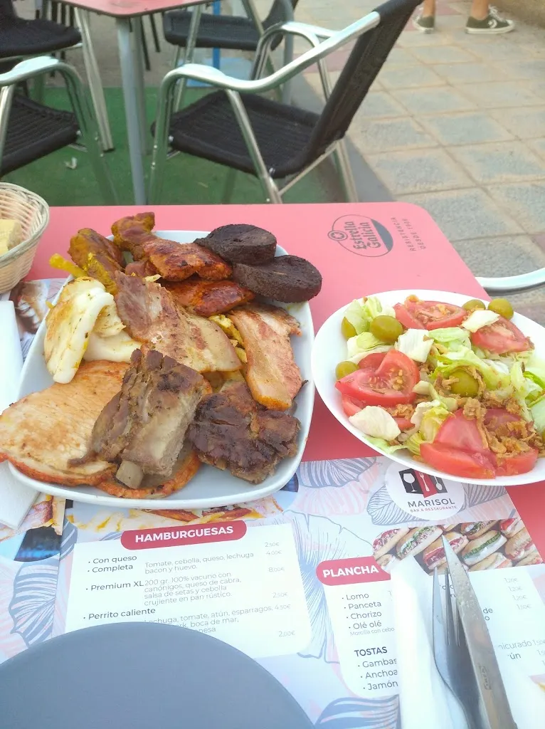 Patricia Lopez saiz_Bar Marisol_Babilafuente_recensione