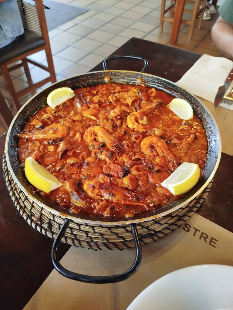 Aline Ribeiro_Taberna Villalustre_Sanxenxo_review