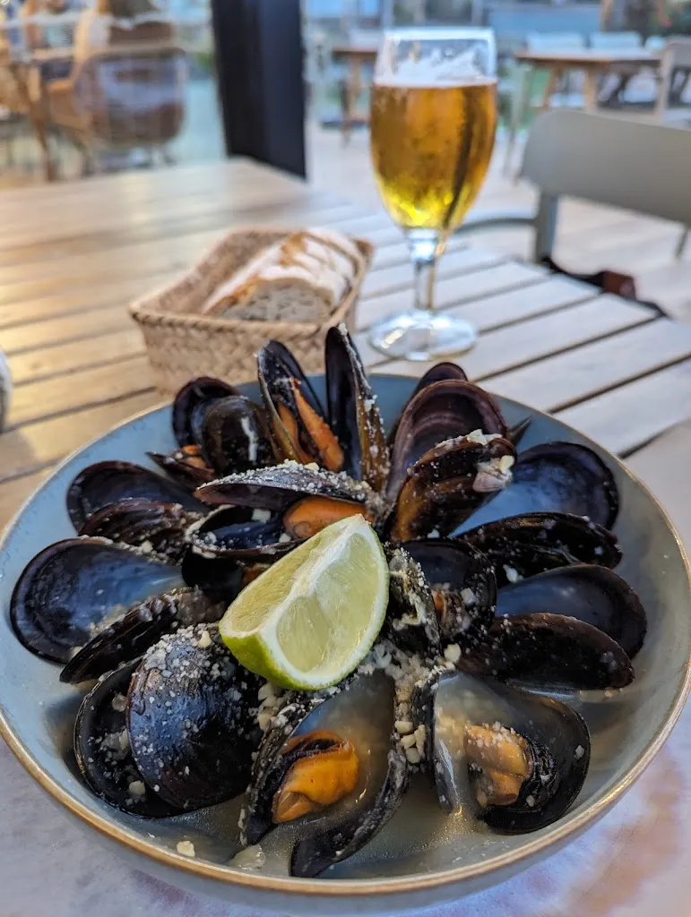 Emanuele Mangialardi_Playa salvaje Sanxenxo Gastrobar_Sanxenxo_review