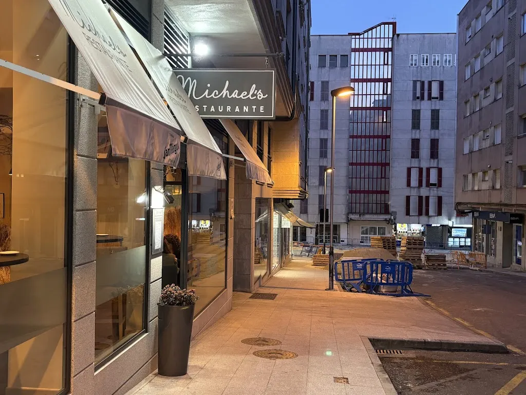Michaels restaurante_Sanxenxo_slider_image_1