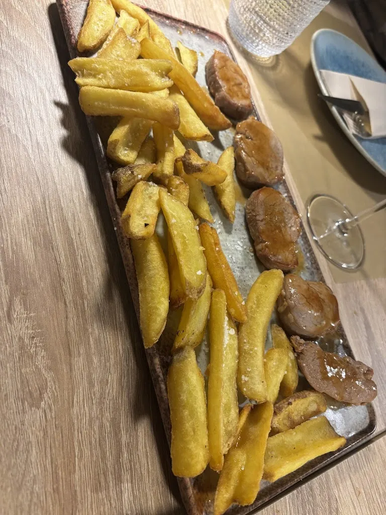 Gina Mafiol Pertuz_Telleiro_Sanxenxo_review