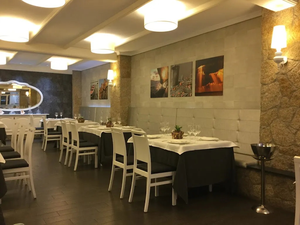 Restaurante Tritón restaurant in Sanxenxo