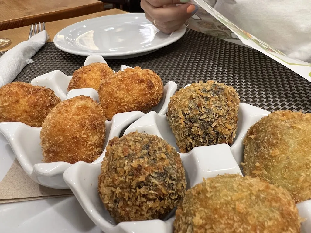 Isaac Conde Cuadrillero_Taberna Mariñeira_Sanxenxo_review