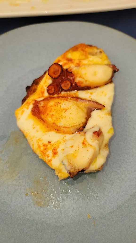 Alejandro R. F._Atípiko Sanxenxo_Sanxenxo_recensione