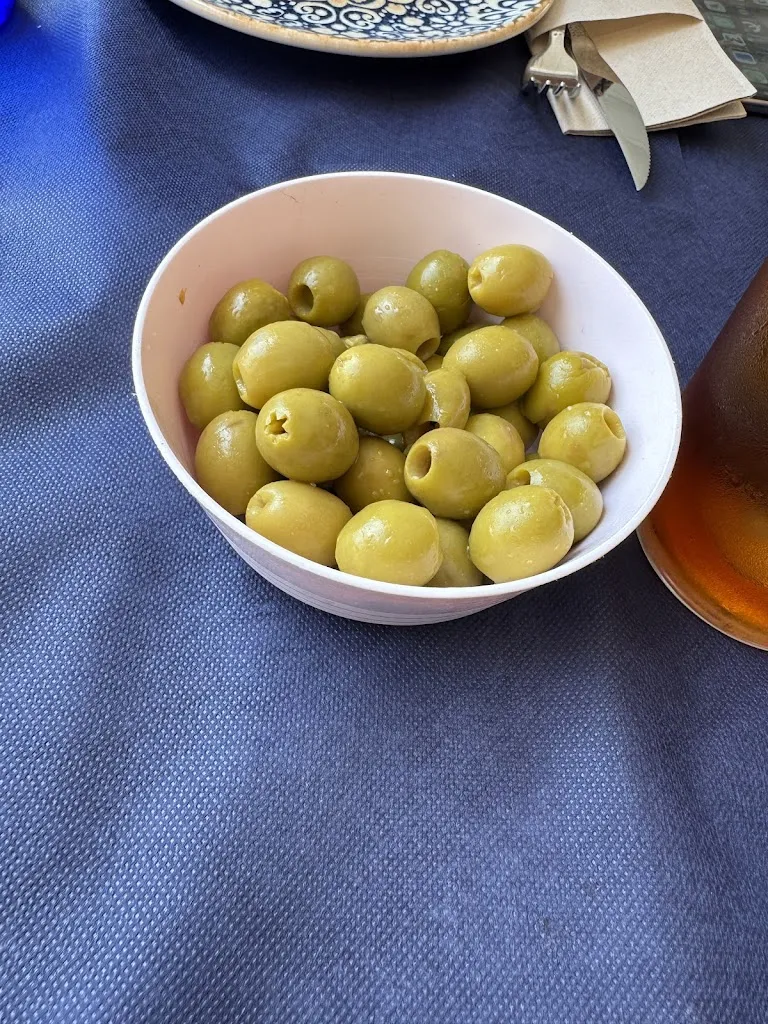 Felipe Lata Raposo_O Enredo_Sanxenxo_review